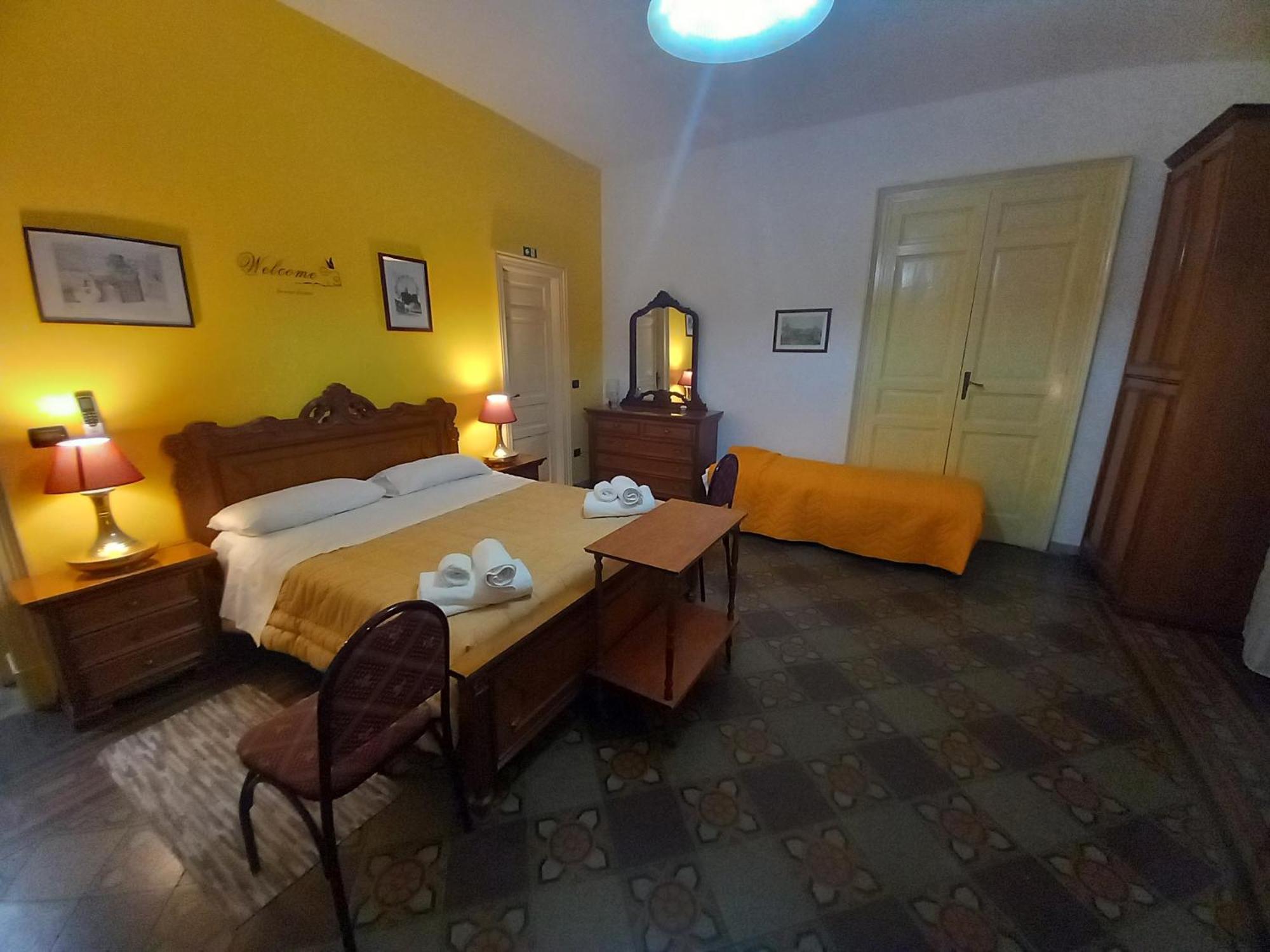 B&B Donna Elvira Siderno Bagian luar foto